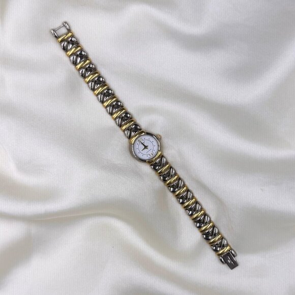 Vintage 90s Two Tone Watch Dainty Bracelet Classic Feminine Old Money Aesthetic - Picture 6 of 6